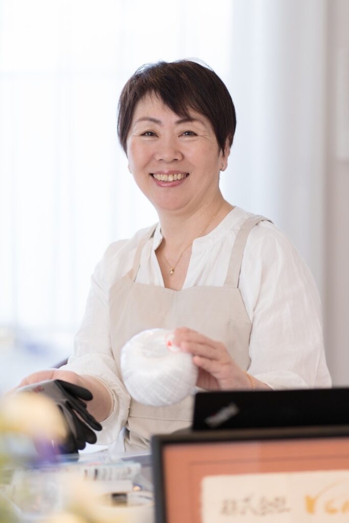 河野　葉子
